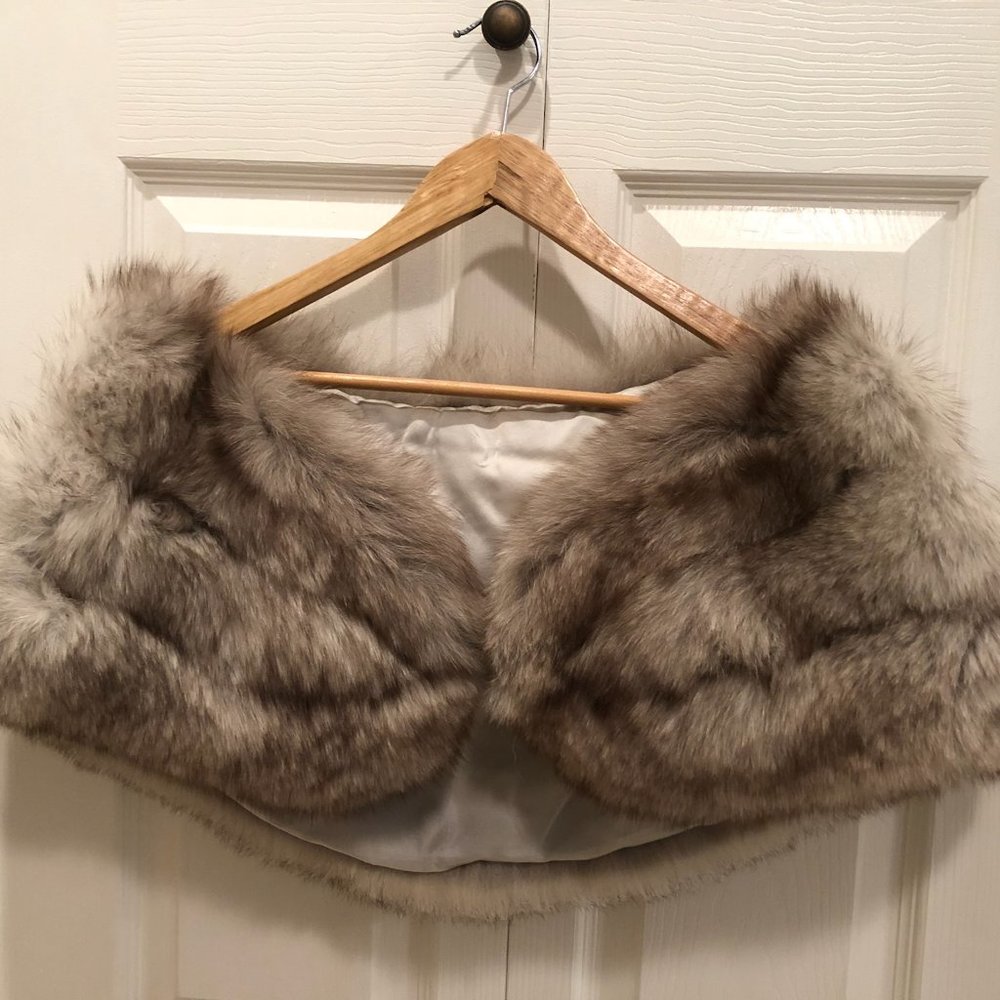 Silver Fox Fur Shawl (Genuine)